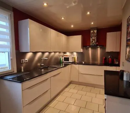 Proche Paris Maison Dans Village Pres De Reims