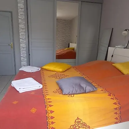Proche Paris Maison Dans Village Pres De Reims * Champigny (Marne)